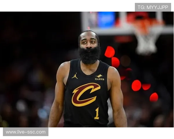 福克斯顶替字母哥入选全明星，哈登无缘递补引发争议