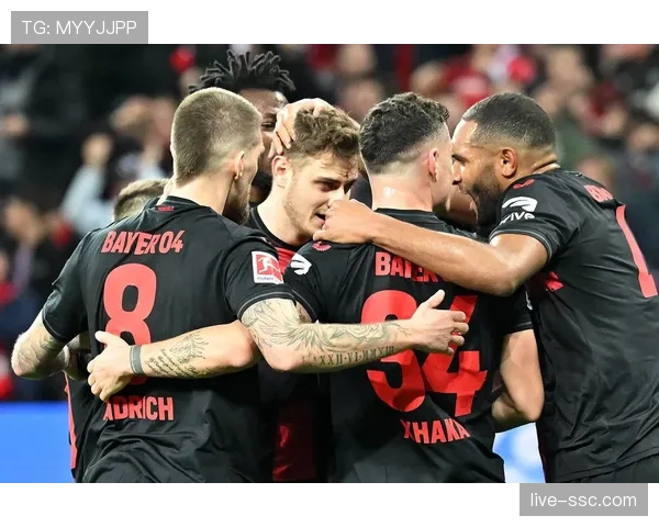 德甲天王山之战前瞻：勒沃库森的激进边翼卫体系将如何应对拜仁慕尼黑中路的强大冲击力？